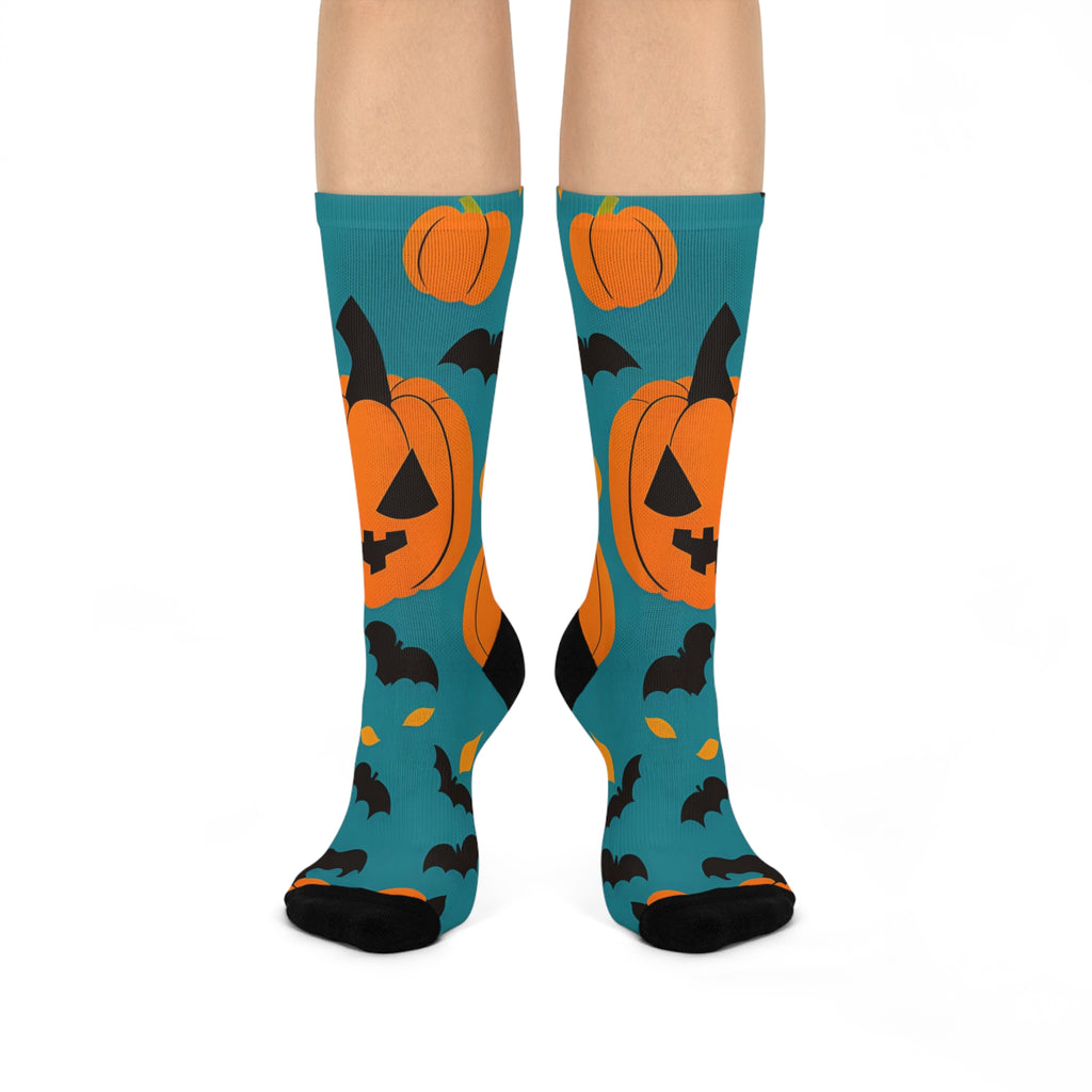 Jack-o'-Lantern Pumpkin and Bats Cushioned Crew Socks | Halloween | Teal Background